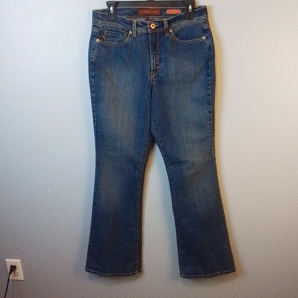 Jeanstar / elle demin jeans Ladies size 10 boot cut jeans